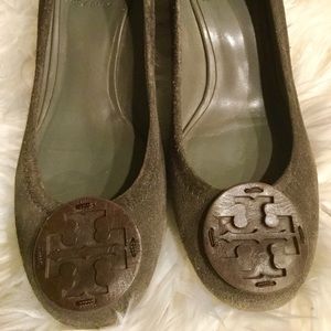 ▪️Tory Burch Brushed Suede Wedge▪️